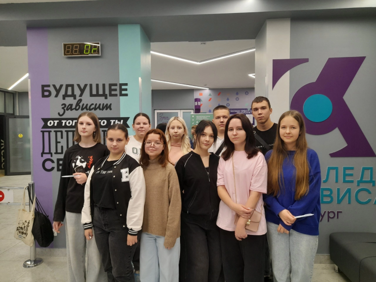 Что на самом деле думают школьники и учителя о профориентации в школе?.
